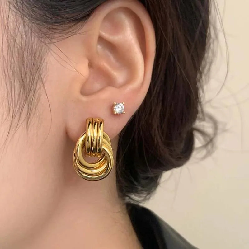 KNOTTED EARRINGS